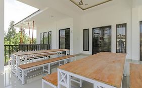 RedDoorz Premium @ Setiabudi Medan